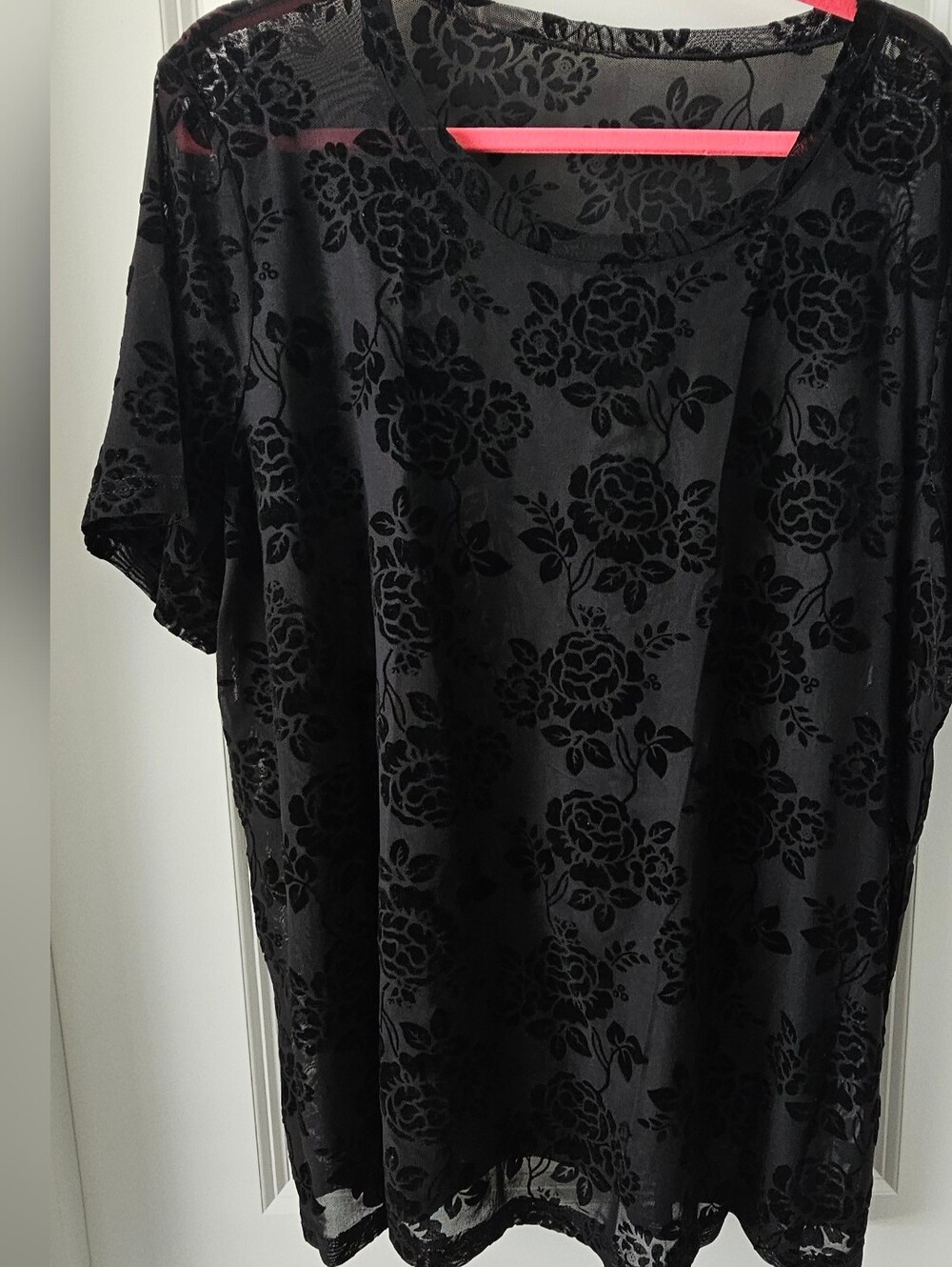 Black Floral Burnout Velvet Tee